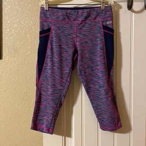 Yoga pants, mid calf